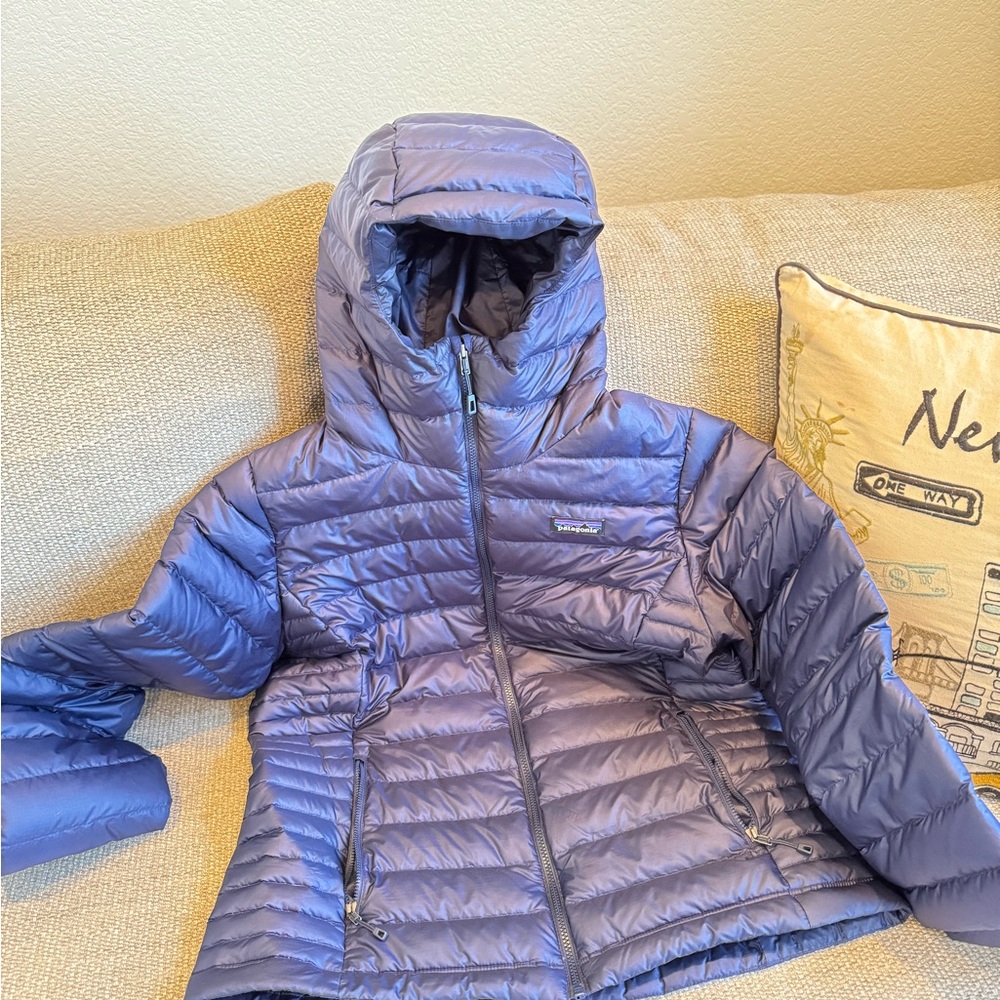 Patagonia Women's Puffer Jacket - Purple